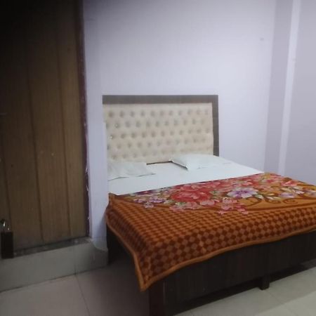 Hotel Maharaja Inn By Wb Inn Kanpur Exterior photo